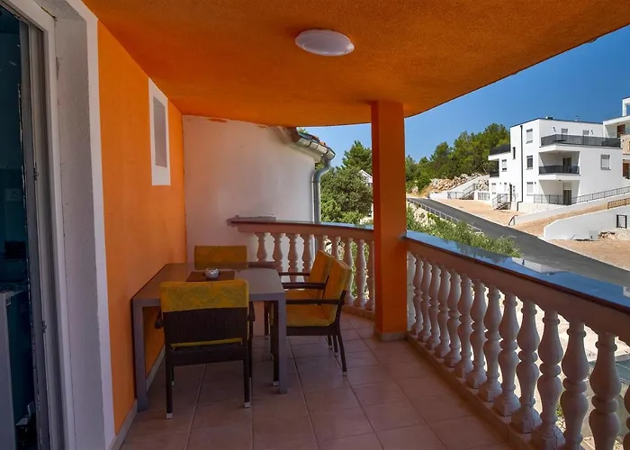 Dani Apartments