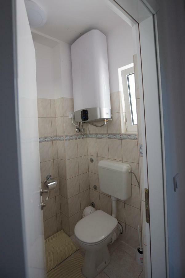 Apartment Dani *